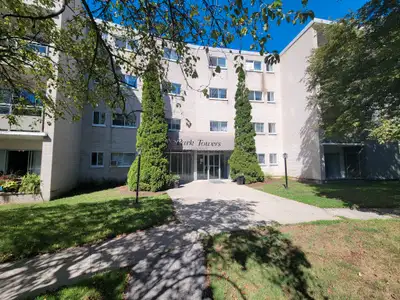 Modern Upgraded 1 Bedroom Apartment at Park Towers Guelph