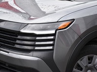 Heated Seats, Blind Spot Detection, Lane Departure Warning, Apple CarPlay, Android Auto! Make the mo... (image 2)