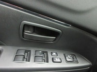 MITSUBISHI RVR 2024 ES AWC / INTÉRIEUR TISSU CHAUFFANT / BLUETOOTH / APPLE CARPLAY + ANDROID AUTO /... (image 8)