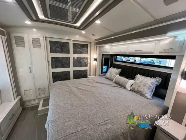 2024 Newmar New Aire 3549 Luxury Diesel Pusher in RVs & Motorhomes in Moncton - Image 59