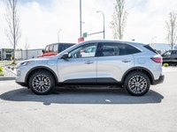 One Owner - Plug-In Hybrid - Heated Front Seats - Backup Camera The 2022 Ford Escape SE Plug-In Hybr... (image 5)