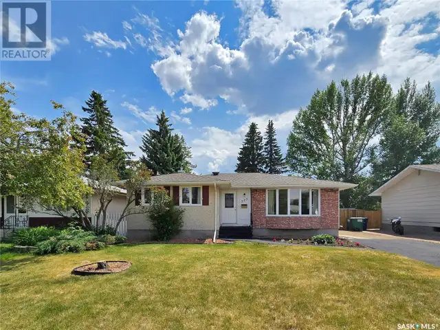 225 Campion CRESCENT Saskatoon, Saskatchewan628643911703071219