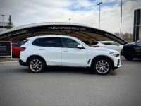 The 2023 BMW X5 xDrive40i is a distinguished, four-door luxury mid-size Sports Activity Vehicle SAV... (image 1)
