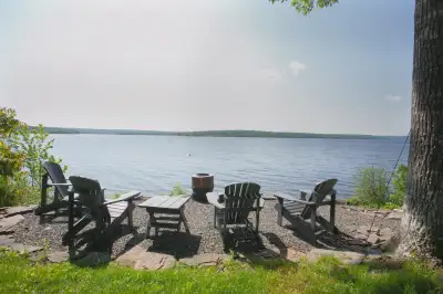 Come for the views. Stay for the boating. This classic 3-bedroom, 1-bath cottage delivers the charm...