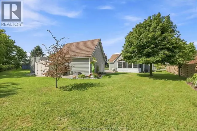 3932 St Clair PARKWAY Port Lambton, Ontario in Houses for Sale in Chatham-Kent - Image 29