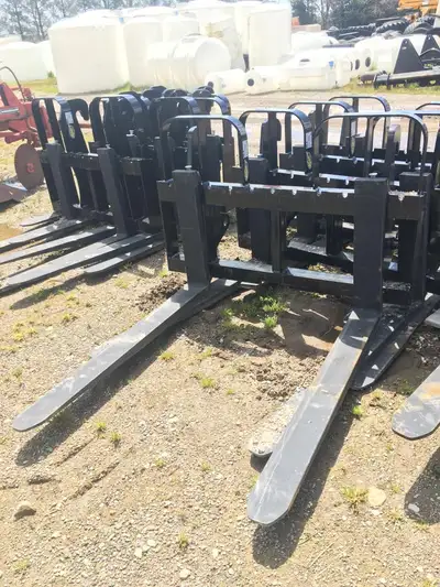 Welcome to Kent Farm Supplies Limited! 7500 LB - 48in. Backhoe Q/T Pallet Fork in Stock for Case,JD,...