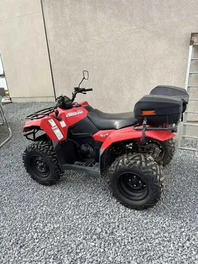 APPLY NOW: https://www.ridecollective.ca/get-pre-approved The 2015 Suzuki KingQuad is a classic util...