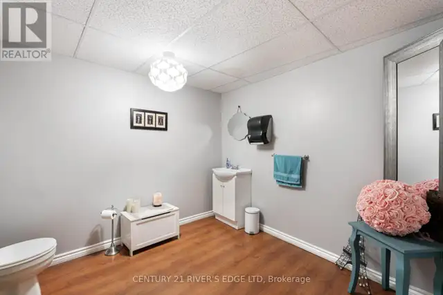 4 SCHOFIELD AVENUE Brockville, Ontario in Commercial & Office Space for Sale in Brockville - Image 28