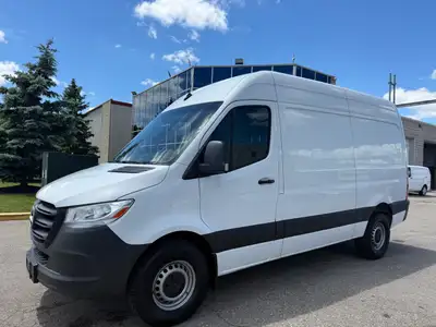 Alexander The Great Inc. Auto Sales 2695 Durante Way Milton, ON, L9T 5J1 Phone: 416-839-1558 2022 Me...
