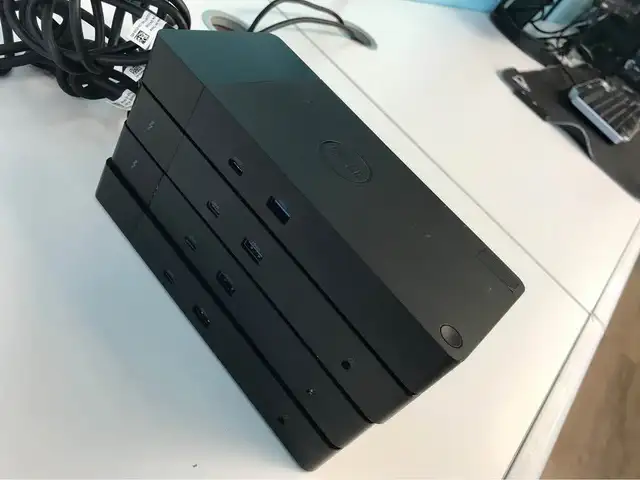 Back to school Dell Docking station WD19 in Laptop Accessories in Mississauga / Peel Region - Image 4