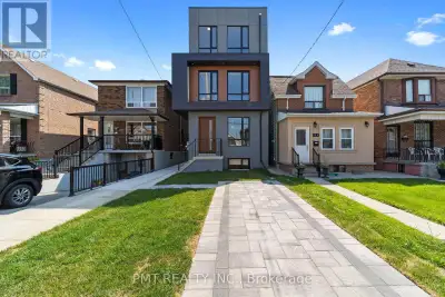 2FM - 531 DELAWARE AVENUE N Toronto (Wychwood), Ontario