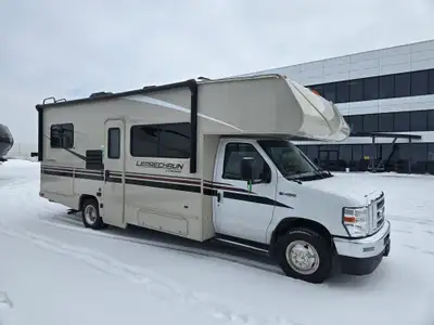 Come see this well-taken care of 2022 Forest River Leprechaun 230CB is a value-oriented Class C moto...