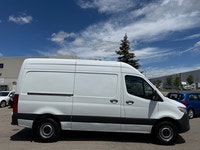 Alexander The Great Inc. Auto Sales 2695 Durante Way Milton, ON, L9T 5J1 Phone: 416-839-1558 2022 Me... (image 4)