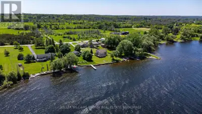 Fall in love with 17 Gilchrist Lane! Discover the magic of waterfront lifestyle along the breathtaki...