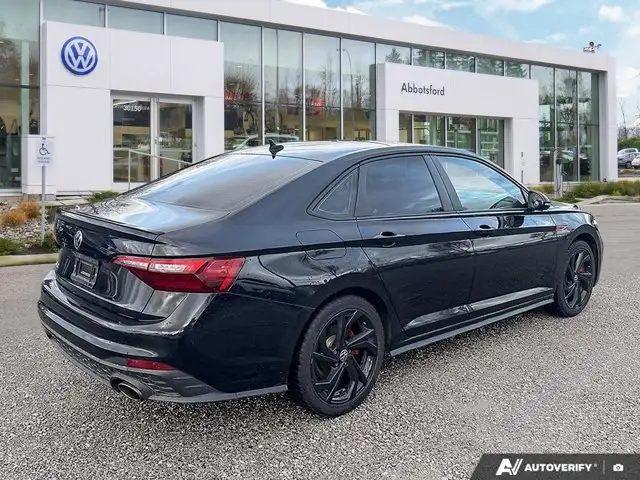2023 Volkswagen Jetta GLI AUTOBAHN | Leather Seats in Cars & Trucks in Abbotsford - Image 6