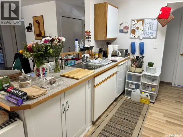 705 1st AVENUE NW Weyburn, Saskatchewan in Houses for Sale in Regina - Image 4