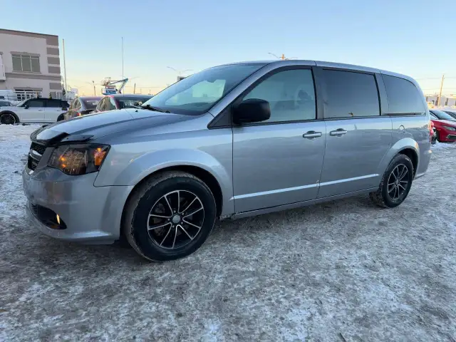 2018 DODGE Grand Caravan SXT in Cars & Trucks in Laval / North Shore - Image 5
