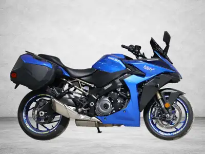 2022 Suzuki GSX-S 1000 GT Come and meet our experts at Gabriel BMW Moto / Moto International, your d...