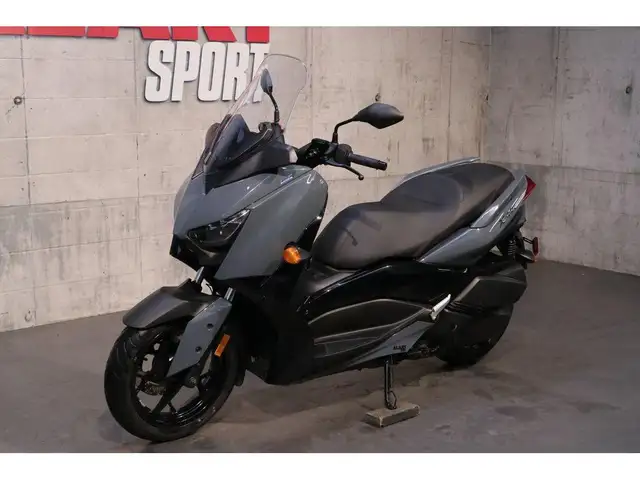 2022 Yamaha Yamaha XMAX 300 in Street, Cruisers & Choppers in Ottawa - Image 3