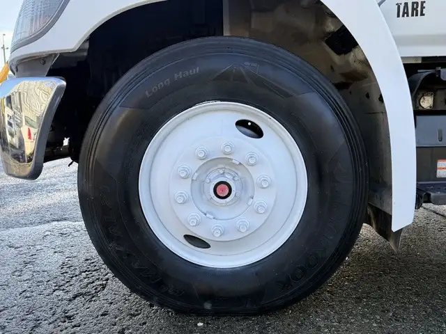 2015 Hino 358 22 Foot Dump Flatdeck with Amco Veba Crane and Air in Heavy Trucks in Regina - Image 63