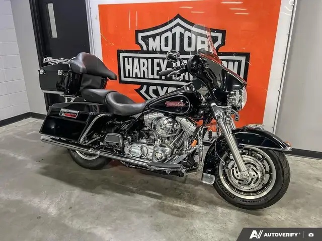 2006 Harley-Davidson FLHTI ELECTRA GLIDE STD in Sport Touring in Calgary - Image 26