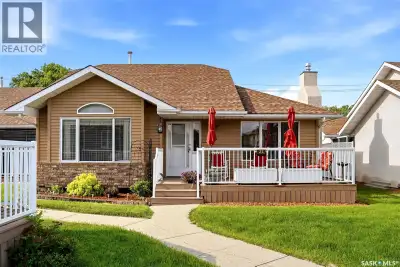 Welcome to 22 Kensington Crescent, an exceptional bungalow-style condo nestled within one of Regina'...