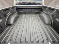 2022 Ford F-150 SuperCrew Tough, versatile, and built to handle both work and everyday life, this 20... (image 5)
