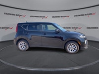 This Kia Soul has a dependable Gas 4cyl 2.0L engine powering this Variable transmission. Lane Depart... (image 8)