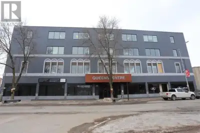 Prominent office tower located in the heart of downtown in close proximity to the courthouse, post o...