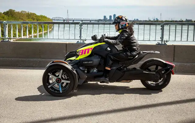 2022 Can-Am Ryker 900 ACE in Sport Bikes in Oakville / Halton Region - Image 6