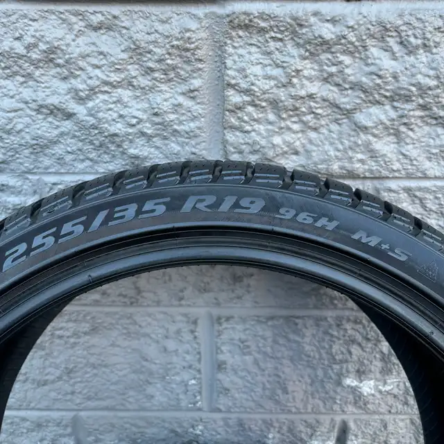 (NEW) 2x 255/35R19 Pirelli Winter Sottozero3 Winters in Tires & Rims in City of Toronto - Image 8