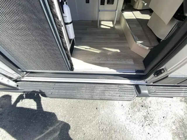 2024 Thor Motor Coach Tellaro 20J in RVs & Motorhomes in Bedford - Image 12