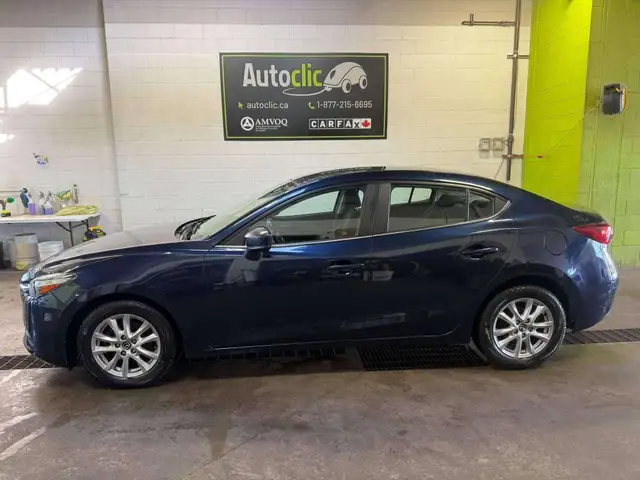 2018 Mazda 3 GS598698414205184001