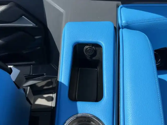 2022 SUPRA SL450 in Powerboats & Motorboats in St. Albert - Image 24