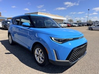 Here at Wahid Auto Sales, we take pride in our vehicles and our customer service. We strive to maint... (image 4)