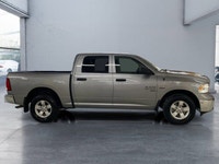 Check out this vehicle's pictures, features, options and specs, and let us know if you have any ques... (image 5)