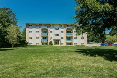 3 Bedroom Apartment for Rent - 432-462 Leinster Street