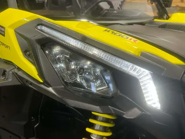2019 BRP CAN-AM MAVERICK SPORT 1000R + 4X4 + DPS + FOX + NEW TIR in ATVs in Ottawa - Image 19