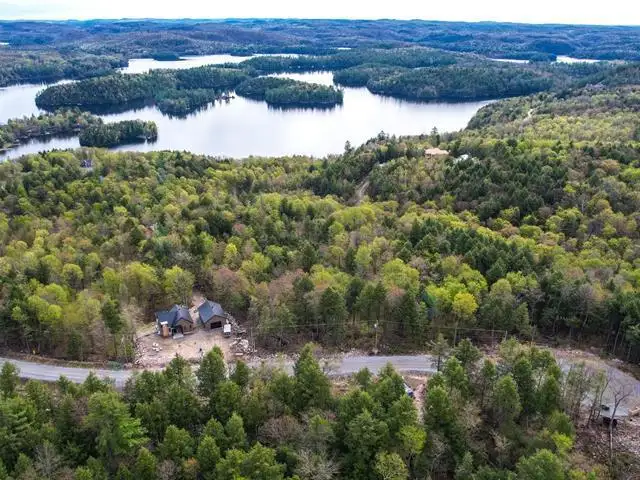 45 Ch. de la Fresque Val-des-Monts, Quebec62863321989379124
