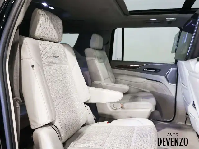 2023 Cadillac Escalade ESV PLATINUM5787619251408179212