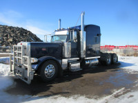 2019 PETERBILT 389L  Cash/ trade/ lease to own terms.