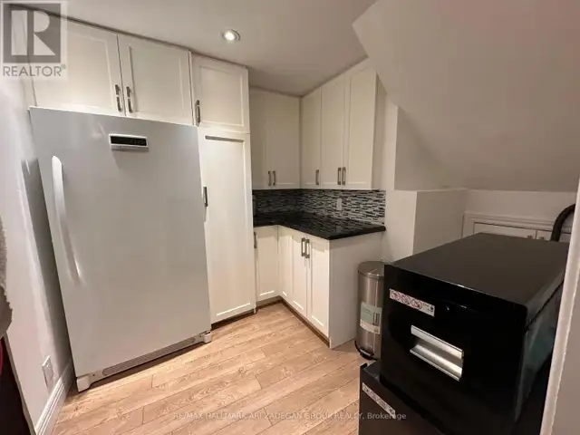 290 GRETEL DRIVE Richmond Hill (Mill Pond), Ontario in Long Term Rentals in Markham / York Region - Image 16