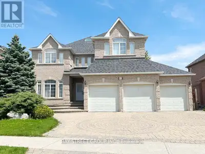 Prestigious 3-car garage home in Markham's sought-after Cachet community. This beautifully maintaine...