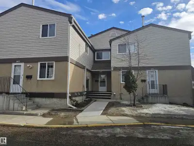 Discover this modern upgraded 4-bedroom, 2-bath townhouse in Erin Place, West Edmonton. Enjoy modern...