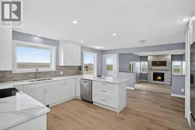 ** OPEN HOUSE SEPTEMBER 19 12-3PM ** Escape to the country and give your family the life they've bee...