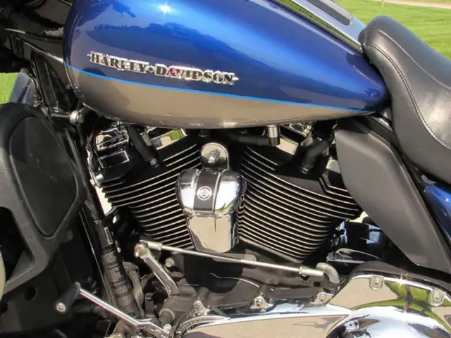 2017 Harley-Davidson FLHTK Electra Glide Ultra Limited Low New D in Sport Touring in Leamington - Image 26