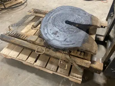 Holland 5th wheel hitch, View more