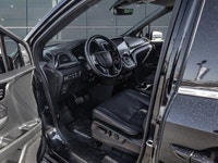 2024 Honda Odyssey Black Edition | NO REPORTED ACCIDENTS | LOADED The 2024 Honda Odyssey Black Editi... (image 7)