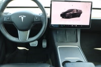 ACCIDENT FREE Dual Motor AWD Elevate Your Drive With This 2022 Tesla Model Y Performance AWD. This E... (image 9)