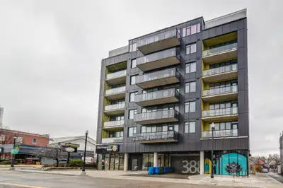 Beautiful 2-Bedroom In Downtown Kitchener